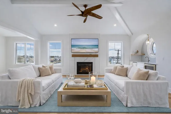 $3,500,000 | 322 York Road, South Bethany, DE 19930