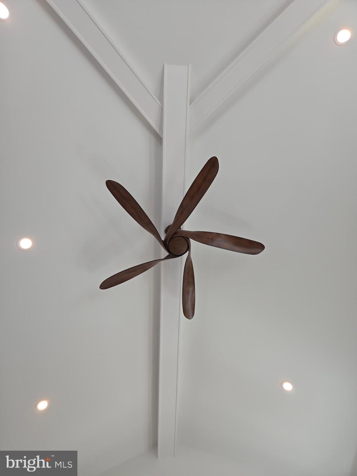 322 York Road South Bethany, DE 19930 - Photo 42 of 137 Ceiling detail in the living room