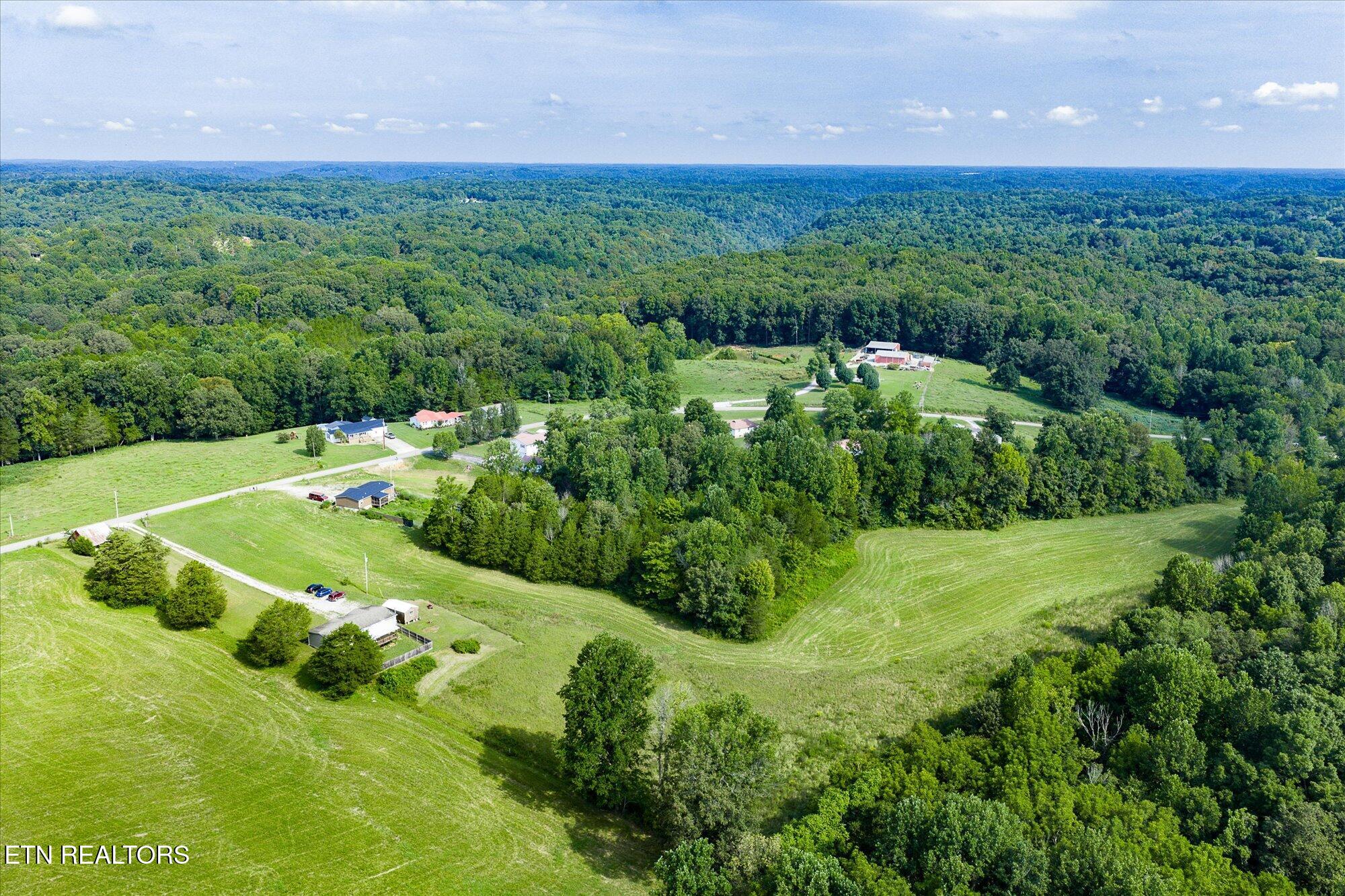 330 Griffintown Road Sparta, TN 38583 - Photo 13 of 42 10-330 Griffintown Rd_055_TNPC