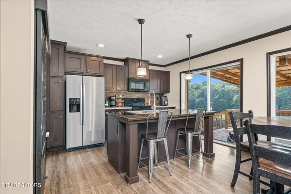 $312,000 | 330 Griffintown Road, Sparta, TN 38583