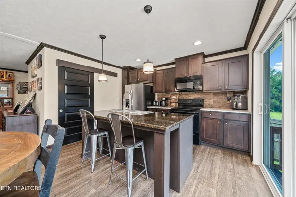 $312,000 | 330 Griffintown Road, Sparta, TN 38583