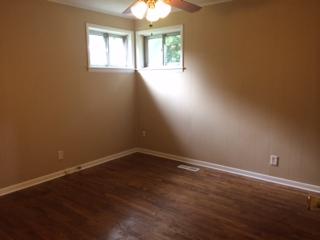 5661 Courtland Road Springfield, TN 37172 - Photo 9 of 12 Gallery Image 9