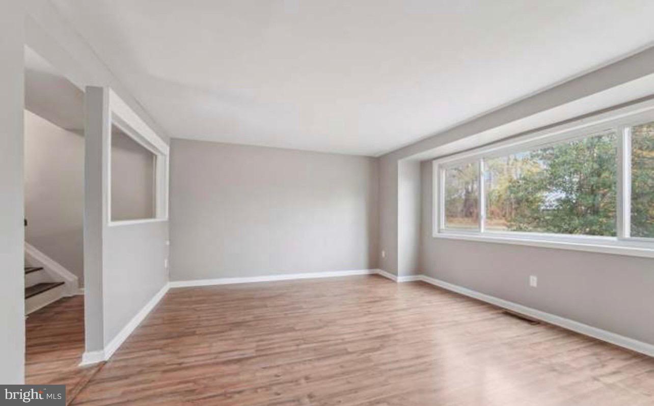 Living  room now has recessed lights.