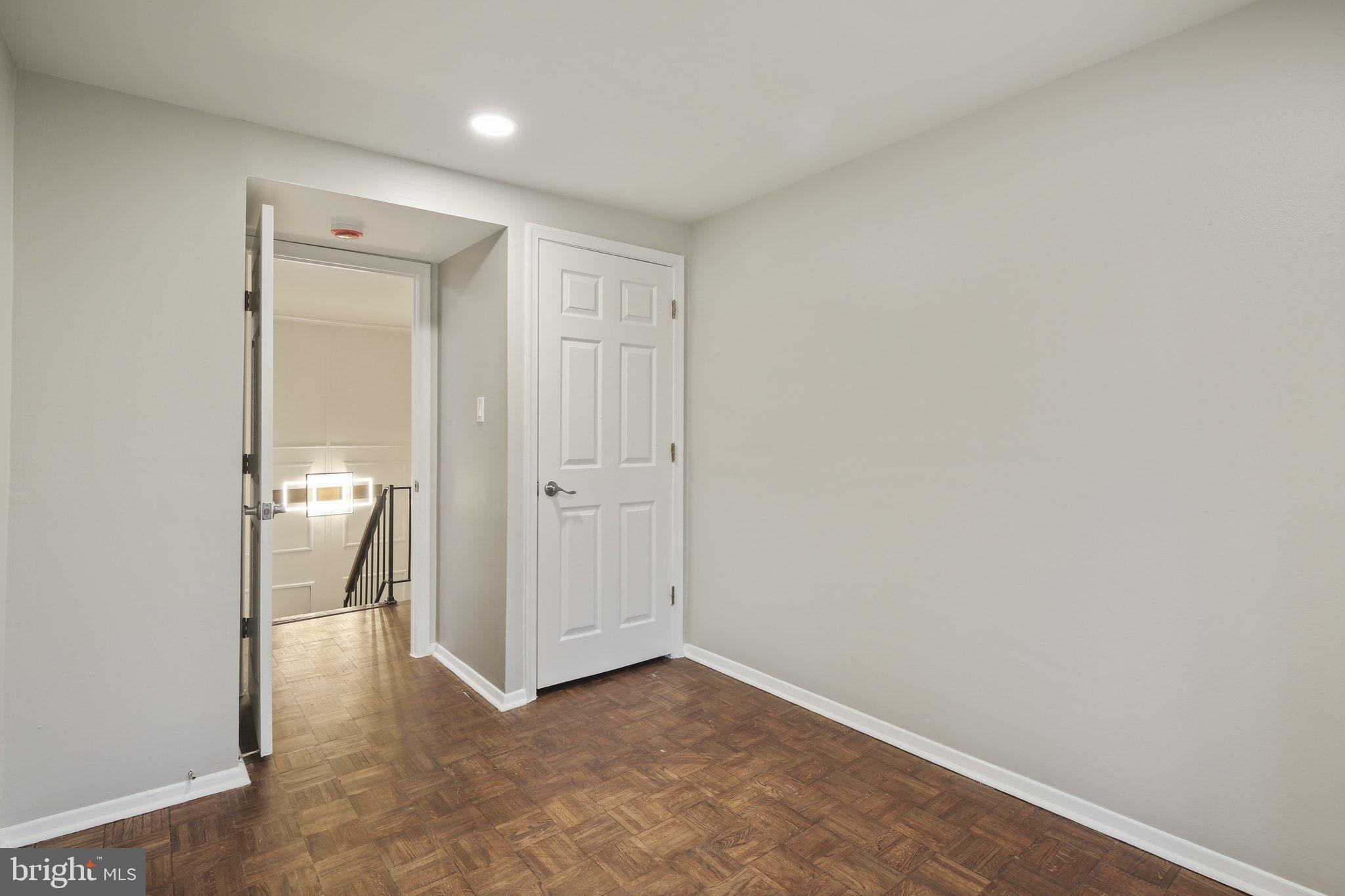 9432 Merryrest Road Columbia, MD 21045 - Photo 28 of 47 an empty room with a bathroom
