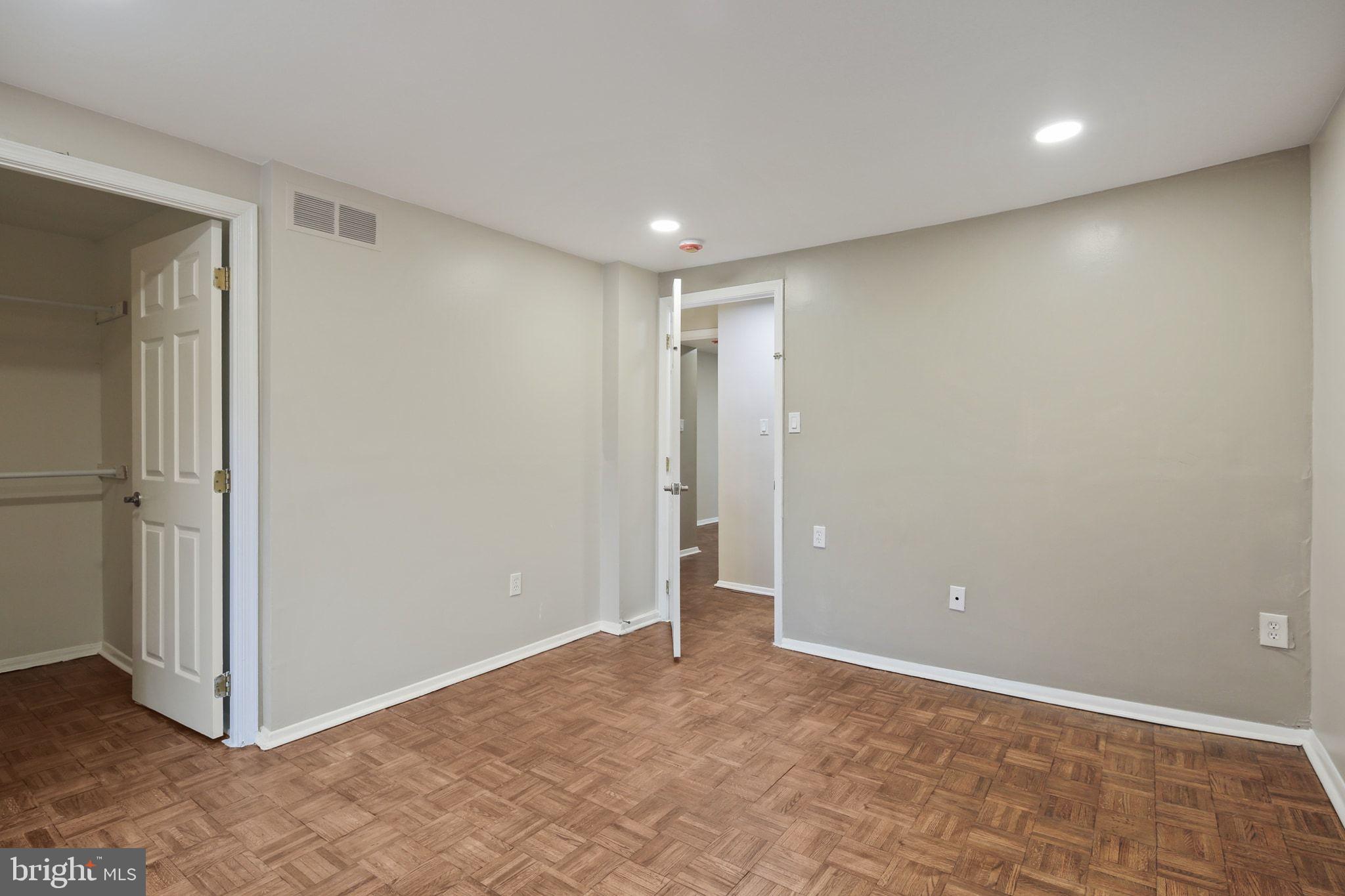 9432 Merryrest Road Columbia, MD 21045 - Photo 33 of 47 a view of hallway with a hallway