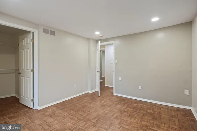 $2,475 | 9432 Merryrest Road, Columbia, MD 21045