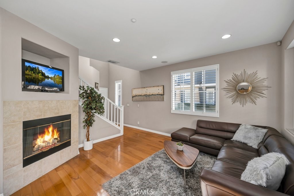 108 Peppertree Lane Monrovia, CA 91016 - Photo 6 of 29