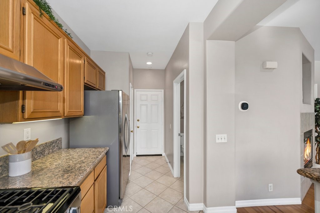 108 Peppertree Lane Monrovia, CA 91016 - Photo 10 of 29