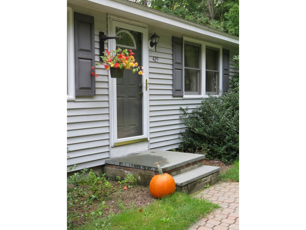429 Middle Winchendon Road Rindge, NH 03461 - Photo 4 of 19