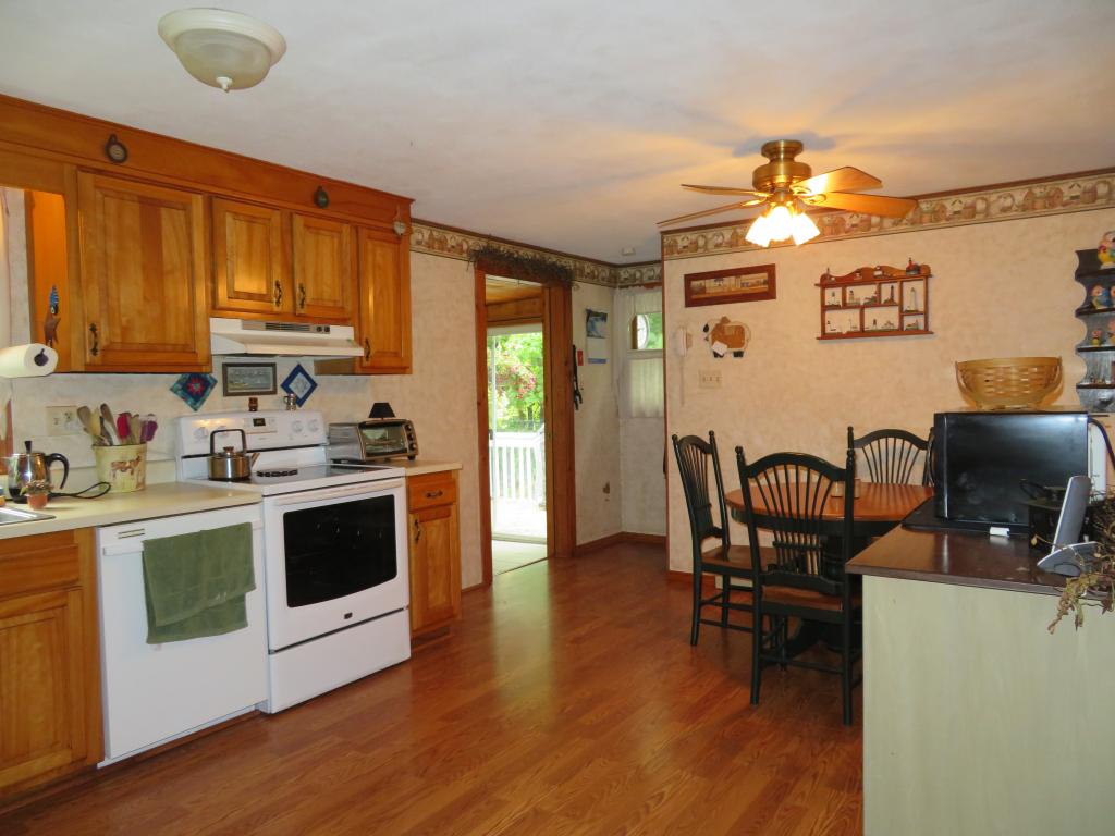 429 Middle Winchendon Road Rindge, NH 03461 - Photo 9 of 19