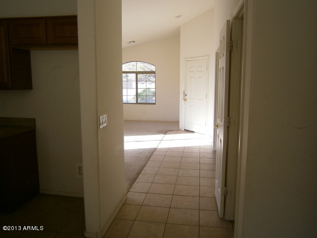 1307 West Vineyard Road Phoenix, AZ 85041 - Photo 16 of 30 Hallway