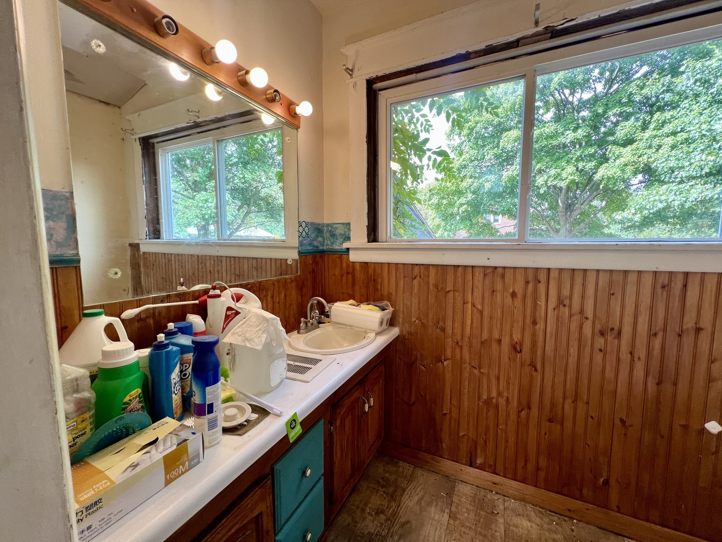 212 Vine Street Villa Grove, IL 61956 - Photo 15 of 36