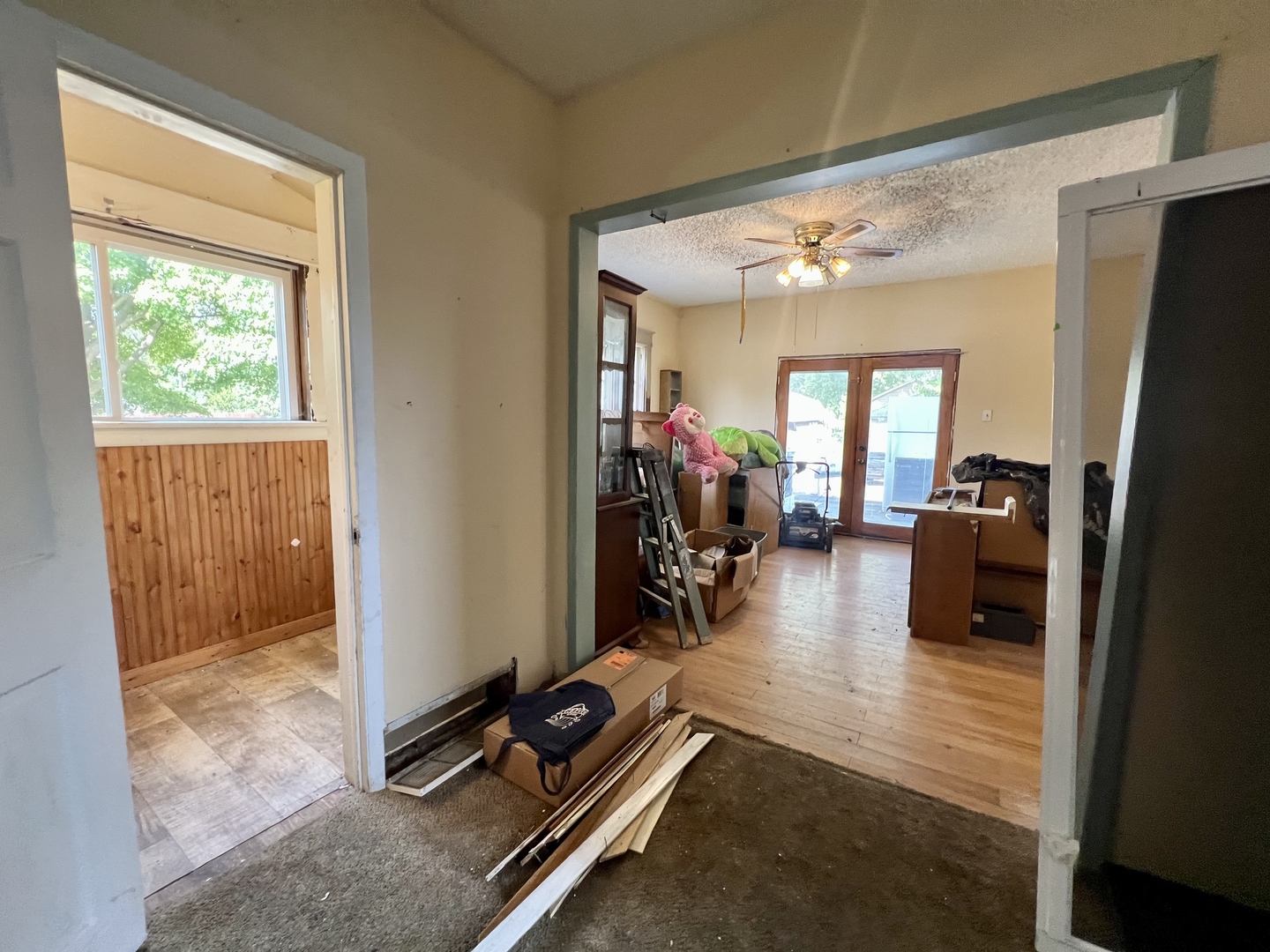 212 Vine Street Villa Grove, IL 61956 - Photo 9 of 36