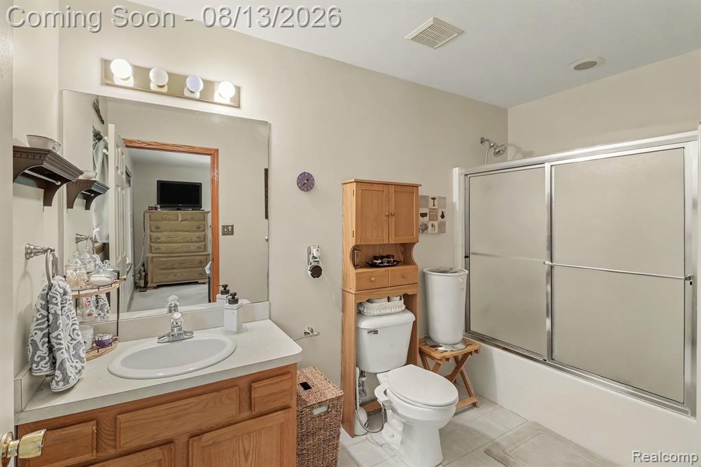 2575 County Farm Road Howell, MI 48843 - Photo 12 of 33 Gallery Image 12