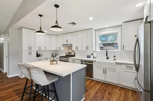 $260,000 | 2600 Farmsite Road, Violet, LA 70092