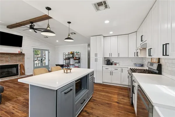 $248,000 | 2600 Farmsite Road, Violet, LA 70092