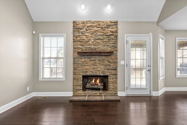 $2,000 | 3365 Franklin Meadows Way, Clarksville, TN 37042