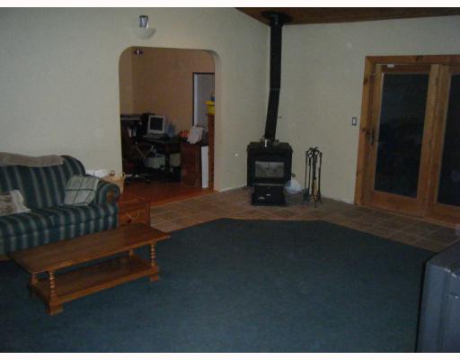 543 Steere Farm Road Burrillville, RI 02830 - Photo 4 of 6 Living Room.