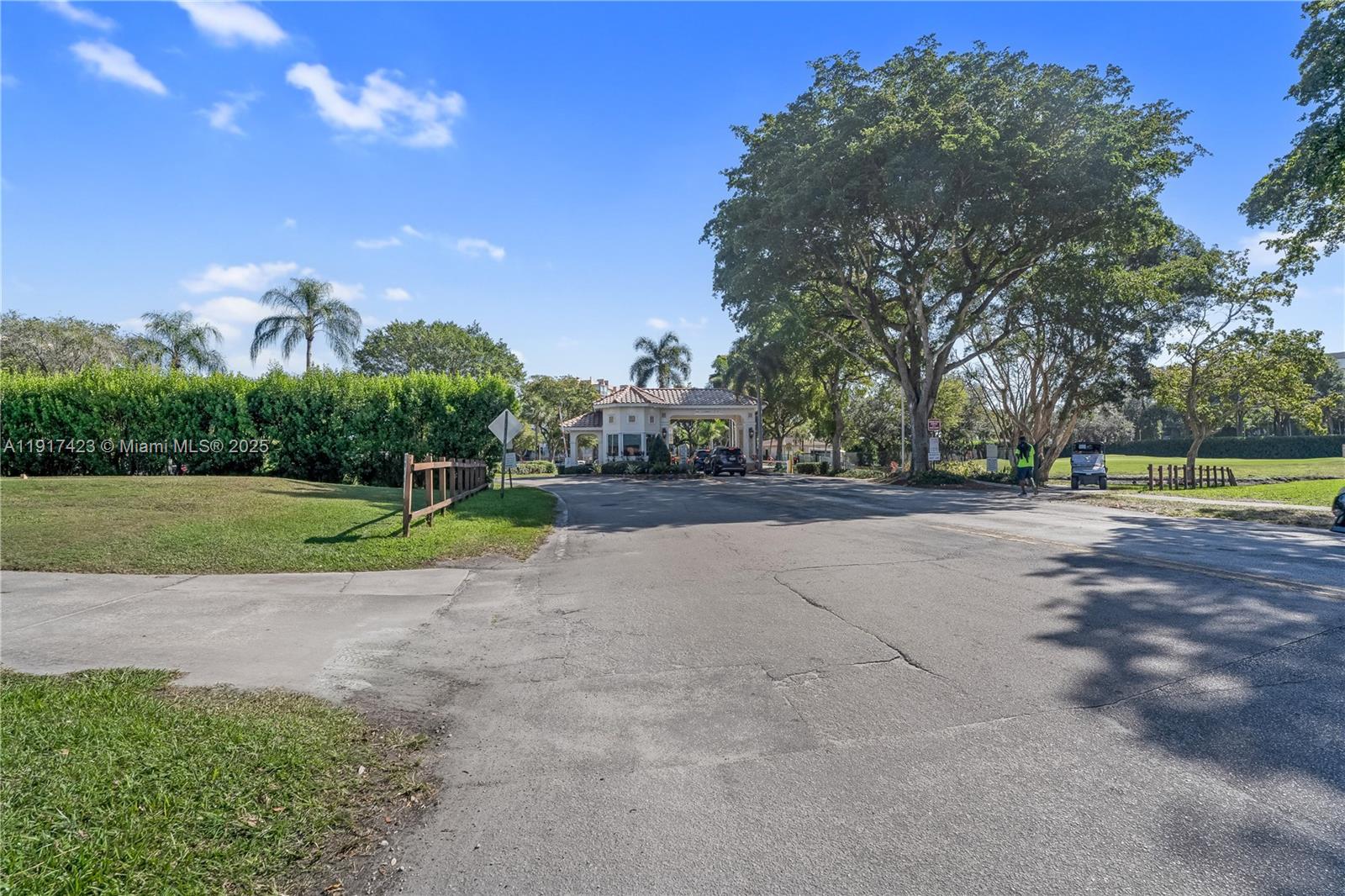 1200 St Charles Place, Unit 716 Pembroke Pines, FL 33026 - Photo 28 of 29 a view of a park