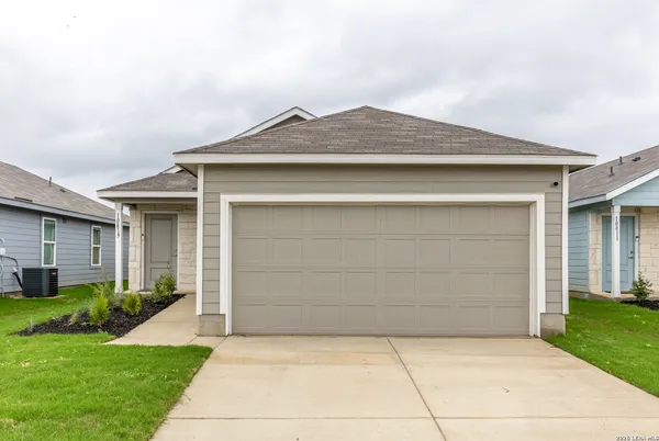 $1,600 | 10815 Lillia Branch, San Antonio, TX 78224