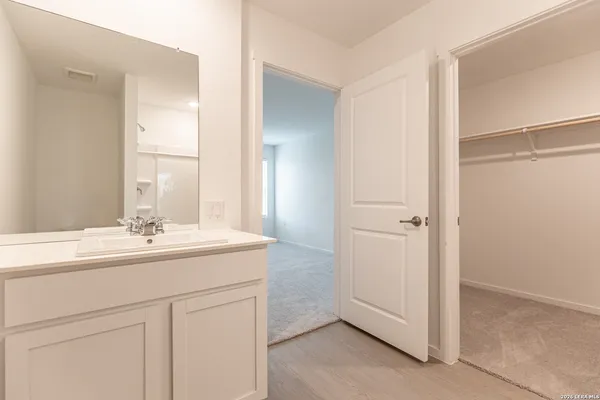 $1,600 | 10815 Lillia Branch, San Antonio, TX 78224
