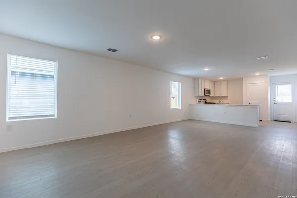 $1,600 | 10815 Lillia Branch, San Antonio, TX 78224