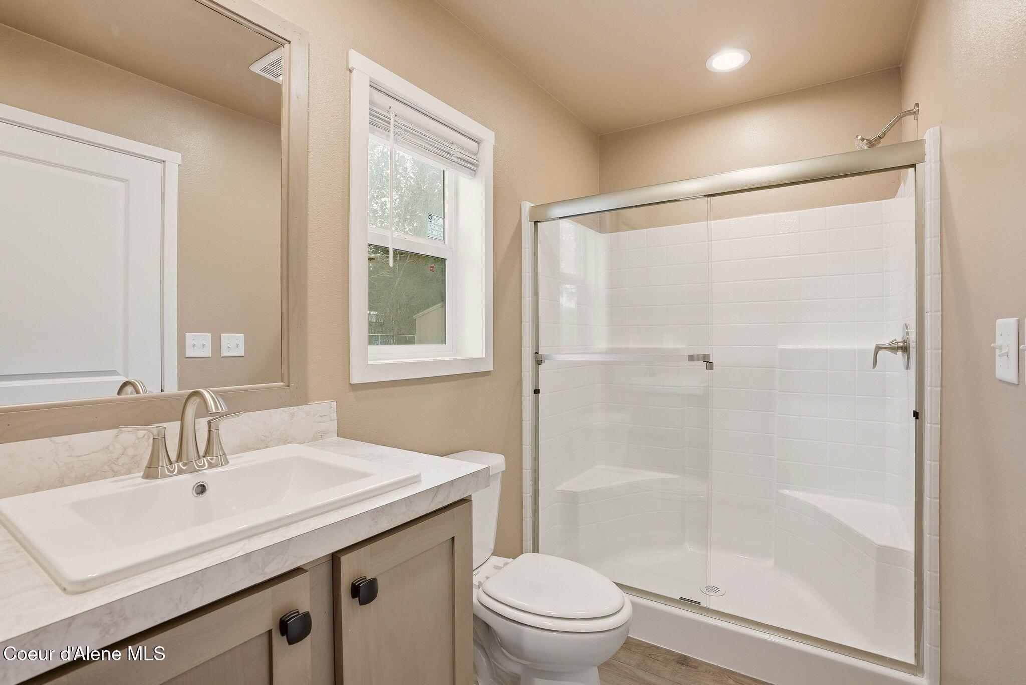 11776 Hauser Lake Road, Unit SPC 15 Hauser, ID 83854 - Photo 13 of 20 Inside-Media- N Hauser-26