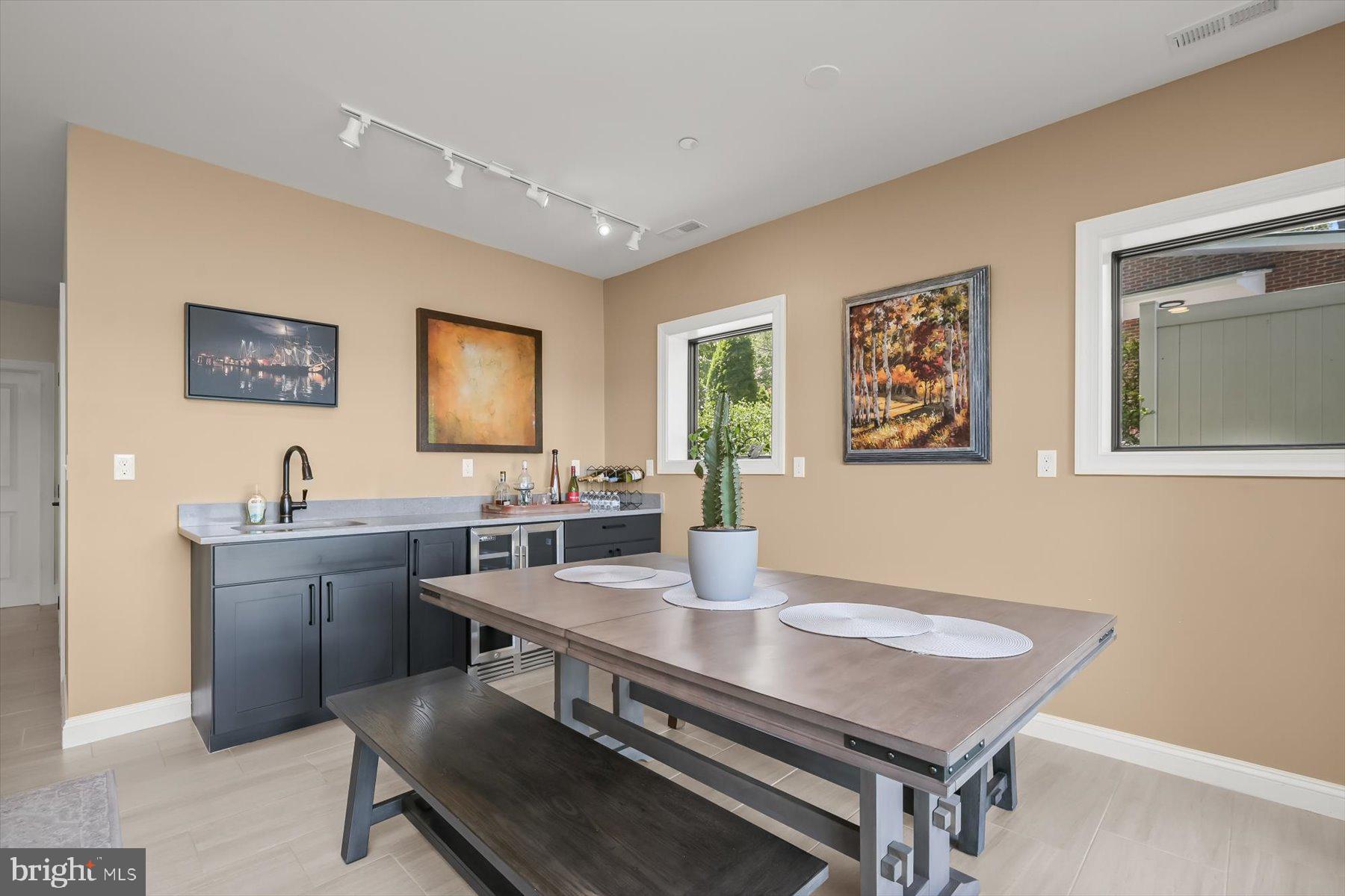 20 Shore Walk Road Riva, MD 21140 - Photo 53 of 71 Wet bar and seating