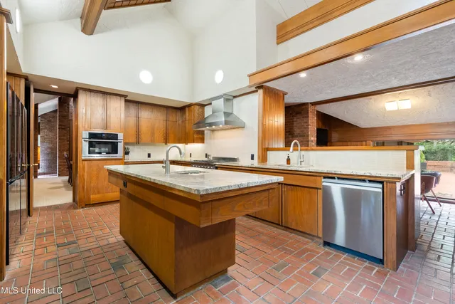 $749,900 | 333 Westover Drive, Clarksdale, MS 38614