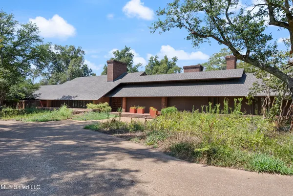 $699,900 | 333 Westover Drive, Clarksdale, MS 38614