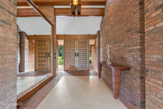 $749,900 | 333 Westover Drive, Clarksdale, MS 38614