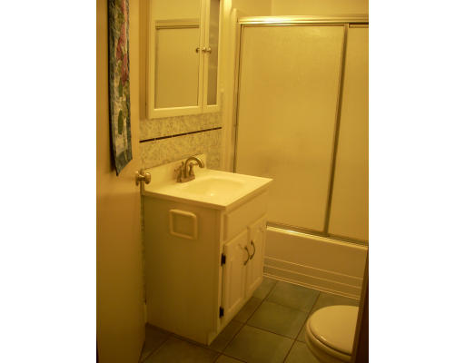 96 Tinkham Road Springfield, MA 01129 - Photo 8 of 19