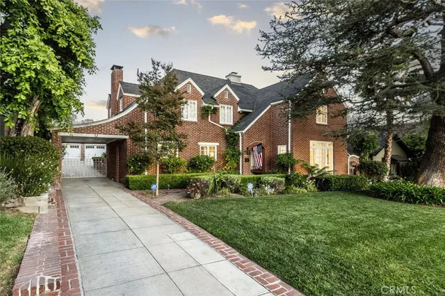 $2,449,000 | 1640 Ard Eevin Avenue, Glendale, CA 91202