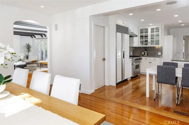 $2,449,000 | 1640 Ard Eevin Avenue, Glendale, CA 91202