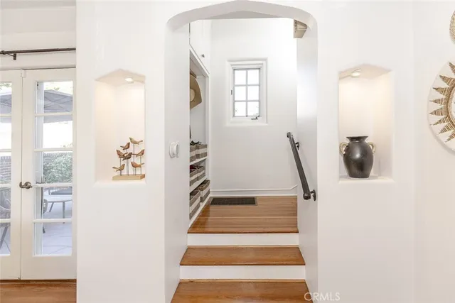 $2,449,000 | 1640 Ard Eevin Avenue, Glendale, CA 91202