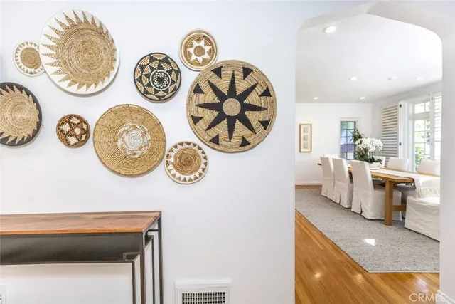 $2,449,000 | 1640 Ard Eevin Avenue, Glendale, CA 91202