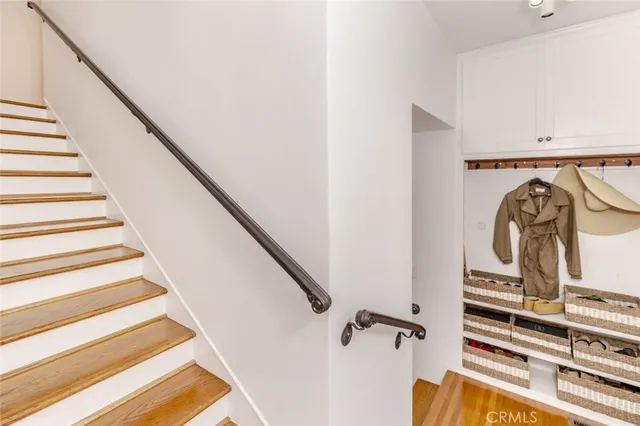 $2,449,000 | 1640 Ard Eevin Avenue, Glendale, CA 91202