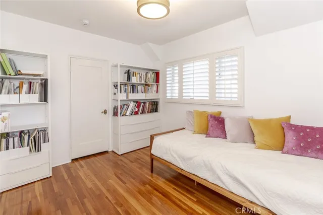 $2,449,000 | 1640 Ard Eevin Avenue, Glendale, CA 91202