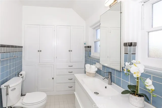 $2,449,000 | 1640 Ard Eevin Avenue, Glendale, CA 91202