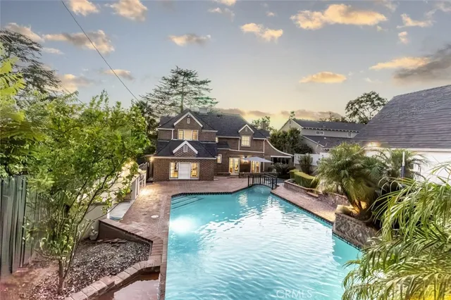 $2,449,000 | 1640 Ard Eevin Avenue, Glendale, CA 91202