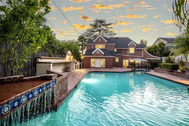 $2,449,000 | 1640 Ard Eevin Avenue, Glendale, CA 91202