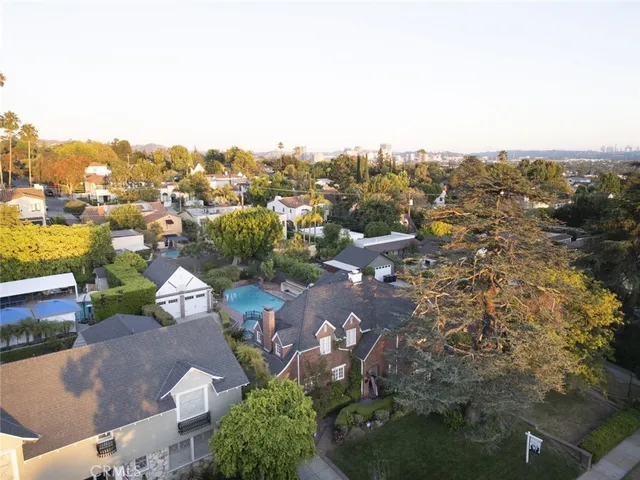 $2,449,000 | 1640 Ard Eevin Avenue, Glendale, CA 91202