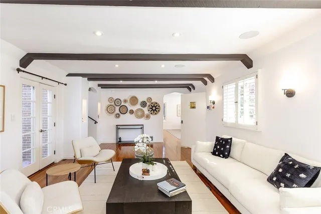 $2,449,000 | 1640 Ard Eevin Avenue, Glendale, CA 91202