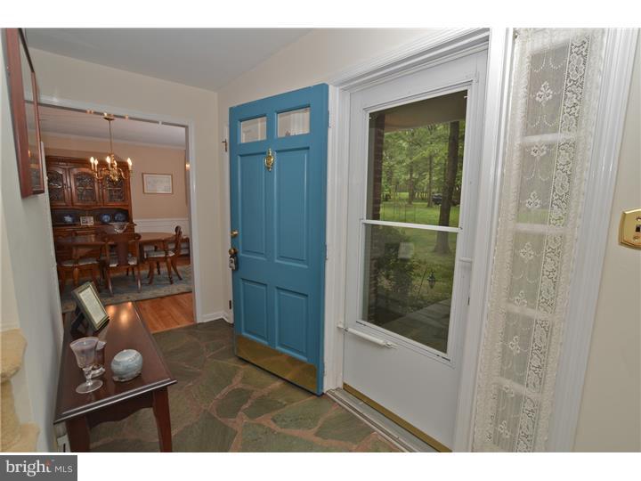 62 Bayberry Road Princeton, NJ 08540 - Photo 3 of 19