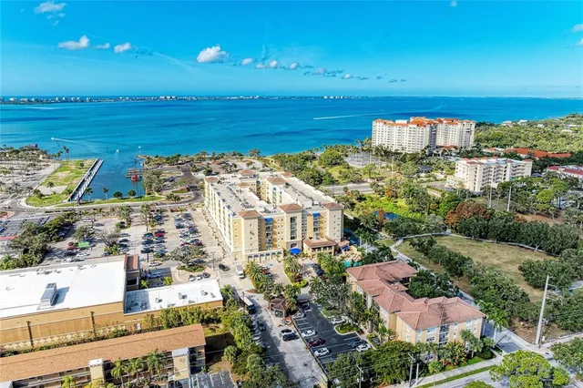 $390,000 | 1064 North Tamiami Trail, Unit 1212, Sarasota, FL 34236
