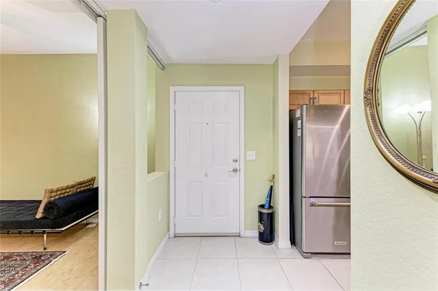 $390,000 | 1064 North Tamiami Trail, Unit 1212, Sarasota, FL 34236