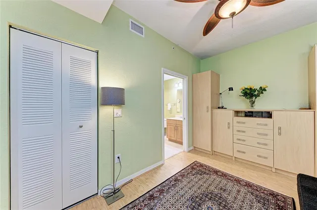 $390,000 | 1064 North Tamiami Trail, Unit 1212, Sarasota, FL 34236