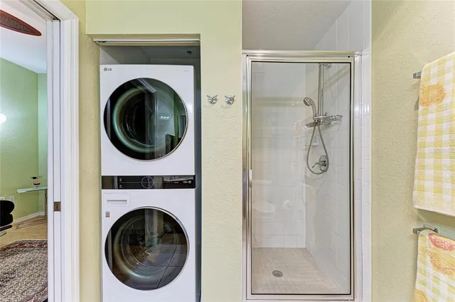 $390,000 | 1064 North Tamiami Trail, Unit 1212, Sarasota, FL 34236