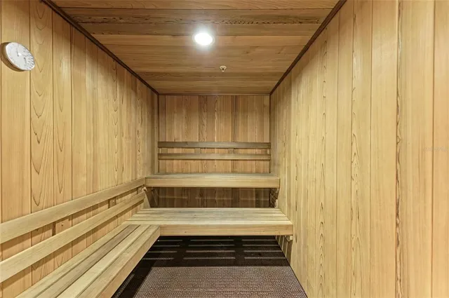 $390,000 | 1064 North Tamiami Trail, Unit 1212, Sarasota, FL 34236