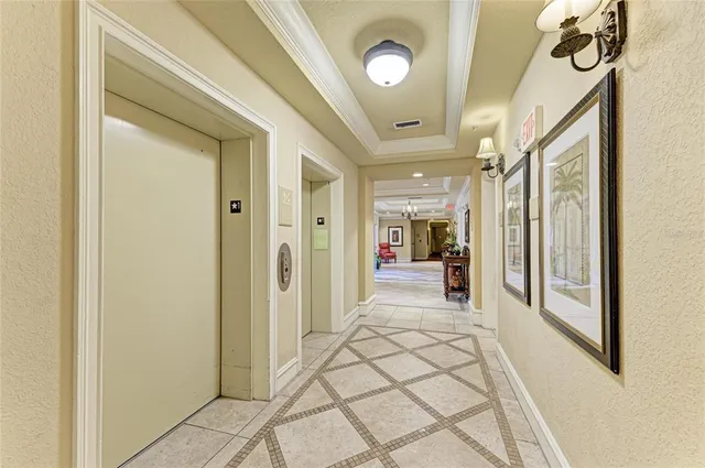 $390,000 | 1064 North Tamiami Trail, Unit 1212, Sarasota, FL 34236